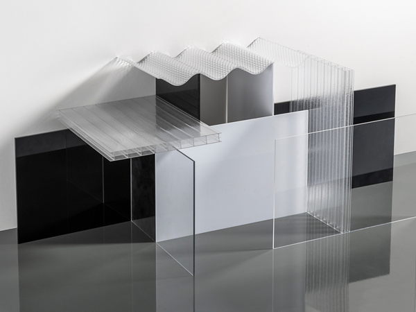 What Are Some of the Best Uses of Plexiglass Sheets in Modern Architecture?